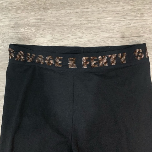 BRAND NEW Fenty Activewear Leggings - Picture 2 of 4